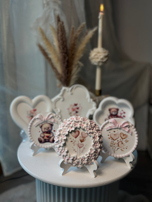 Valentine’s Keepsake Trays