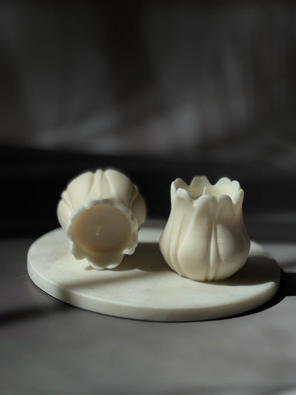 Tulip Candle