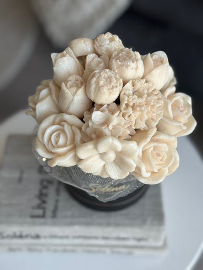 Lumière Bloom | Luxury Wax Flower Bouquet Candle in Gift Box