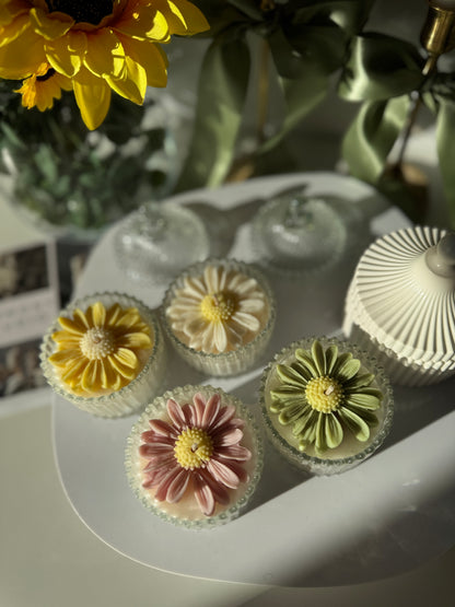 🌼 Daisy Candles Collection