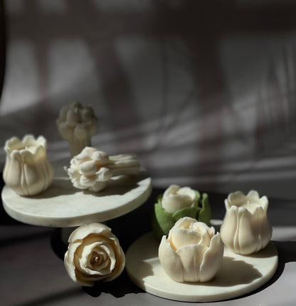 Tulip Candle
