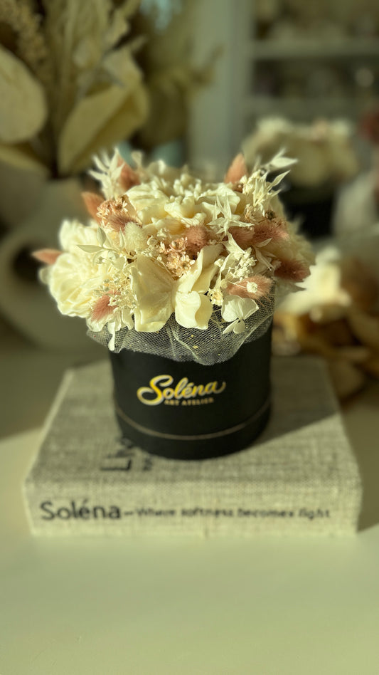 Lumière Bloom | Luxury Wax Flower Bouquet Candle in Gift Box